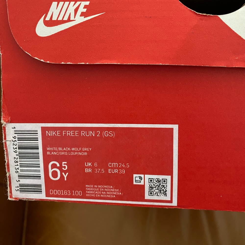 Nike Free Run 2 (GS) - White and Black